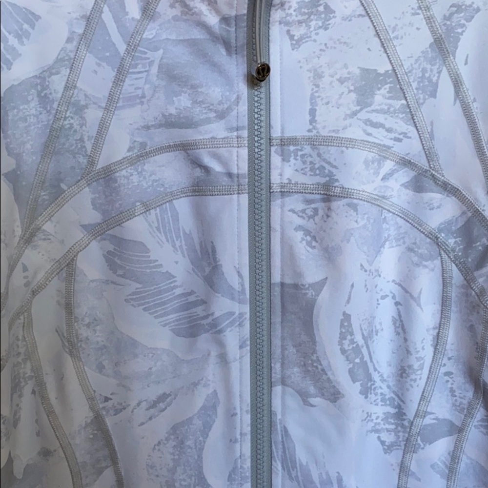 Lululemon Define Jacket - Picture 3 of 3